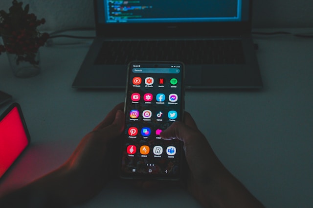 Harnessing AI for Business:Transform your operations and growth.